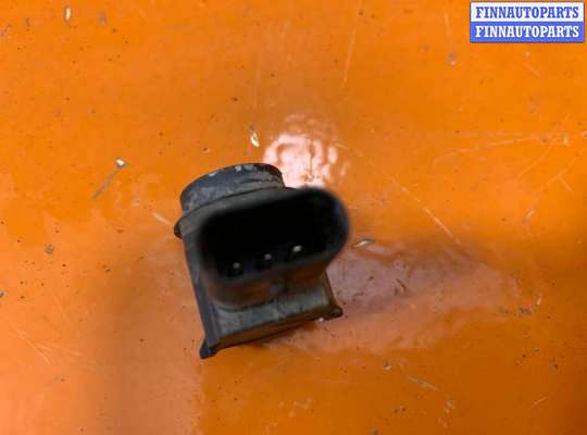 купить Датчик парктроника на Skoda Octavia