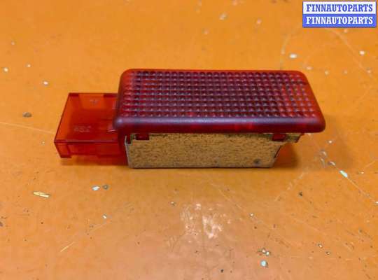 купить Фонарь салона (плафон) на Volkswagen Touareg