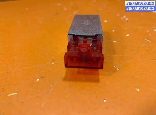 купить Фонарь салона (плафон) на Volkswagen Touareg