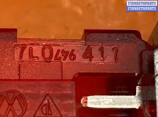 купить Фонарь салона (плафон) на Volkswagen Touareg