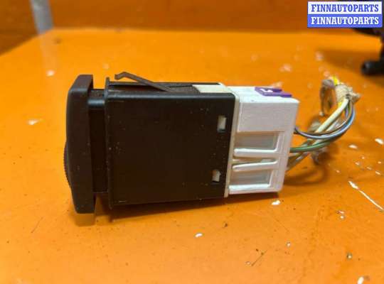 купить Кнопка противотуманных фар на Audi A4