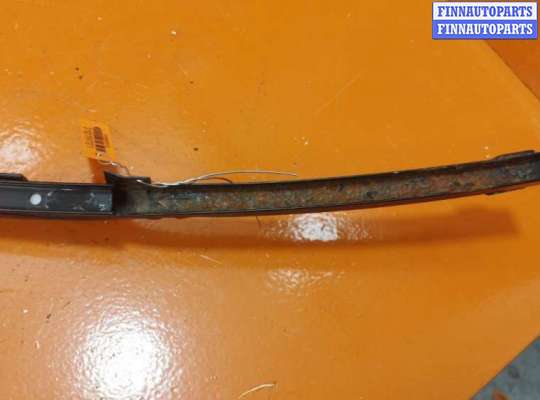 купить Направляющая стекла на Volkswagen Bora