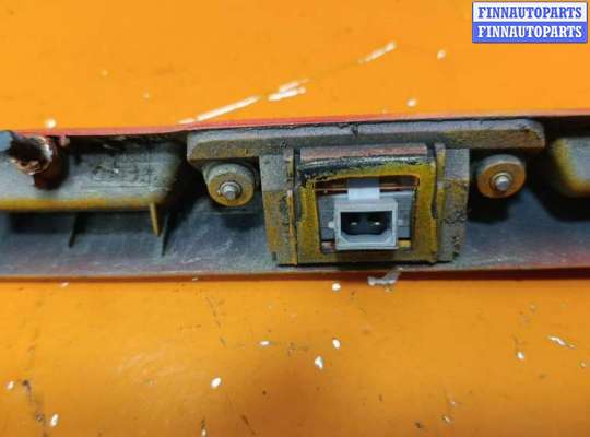 купить Накладка подсветки номера на Audi A4