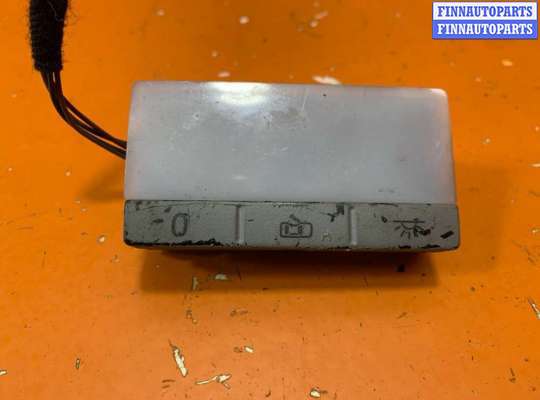 купить Фонарь салона (плафон) на Volkswagen Touareg