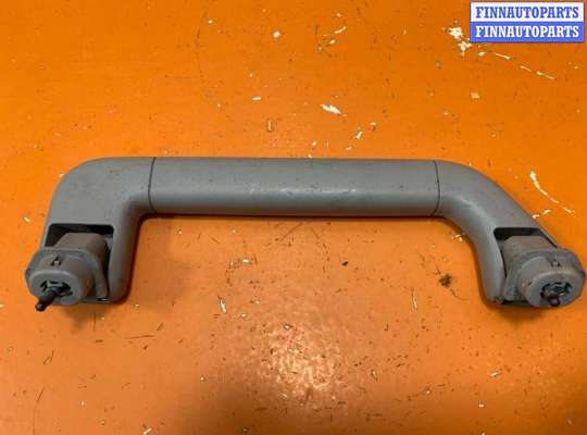 купить Ручка внутренняя потолочная на Volkswagen Touareg