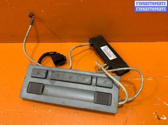 купить Фонарь салона (плафон) на Volkswagen Touareg