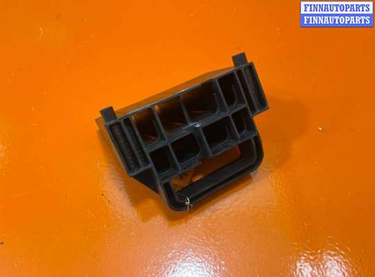 купить Кронштейн крепления на Volkswagen Crafter