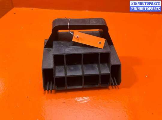 купить Кронштейн крепления на Volkswagen Crafter