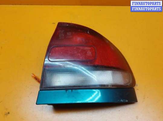 купить Фонарь задний правый на Mazda 626