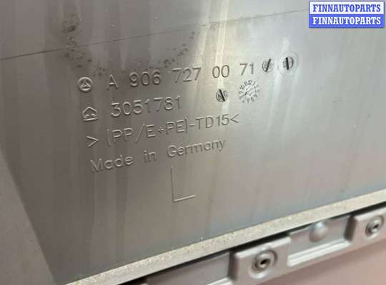 купить Обшивка двери передней левой (дверная карта) на Volkswagen Crafter