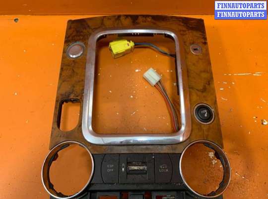 купить Консоль салона (кулисная часть) на Volkswagen Touareg