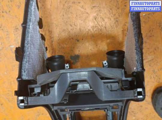 купить Подлокотник на Volkswagen Passat Alltrack
