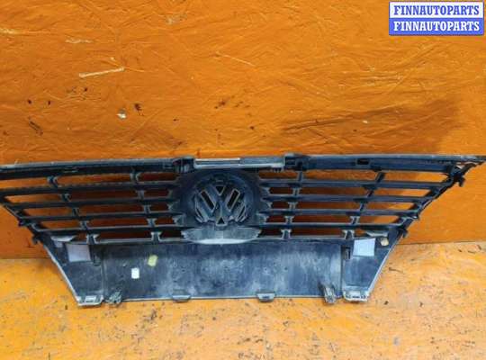 купить Решетка радиатора на Volkswagen Passat