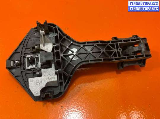 купить Ручка наружная передняя правая на Volkswagen Crafter