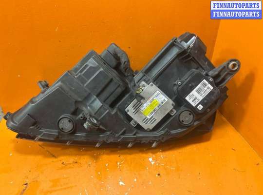 купить Фара правая на Volkswagen Passat