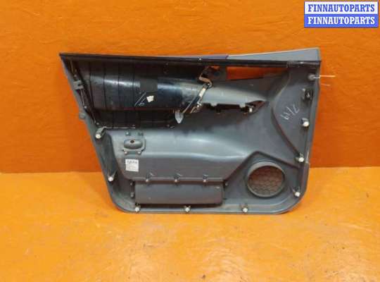 купить Обшивка двери передней правой (дверная карта) на Mitsubishi Space Runner