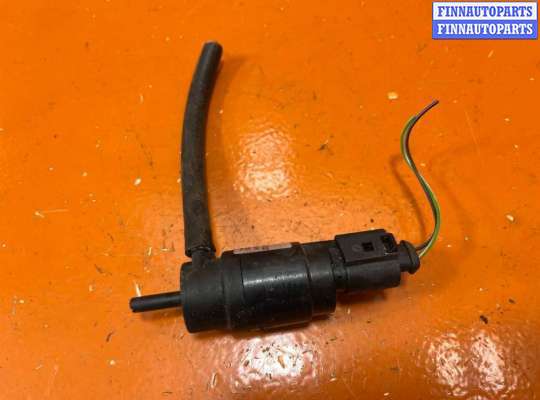 купить НАСОС (МОТОРЧИК) ОМЫВАТЕЛЯ СТЕКЛА на Audi a6