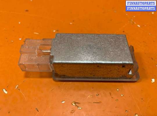 купить Фонарь салона (плафон) на Volkswagen Touareg