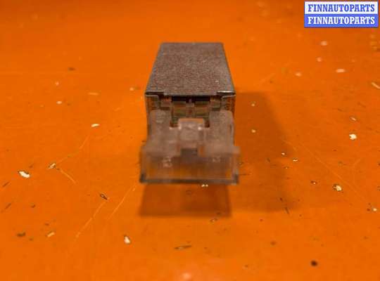 купить Фонарь салона (плафон) на Volkswagen Touareg