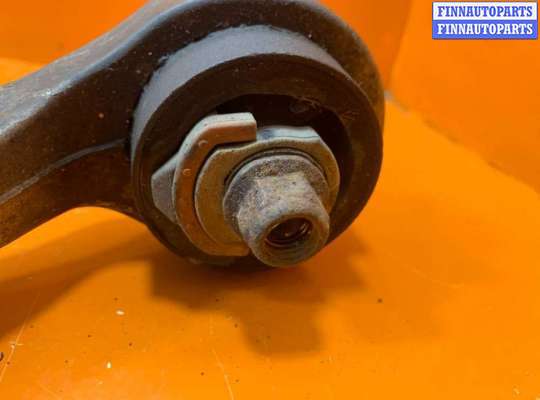 Рычаг подвески на Audi A6 (C5)