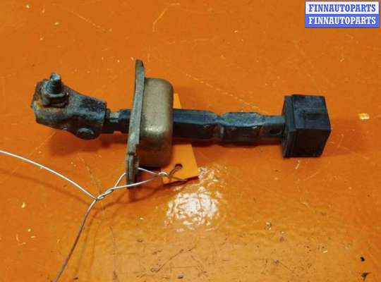 купить Ограничитель открывания двери на Mitsubishi Space Runner