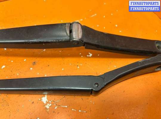 купить Щеткодержатель (поводок стеклоочистителя, дворник) на Volkswagen Passat