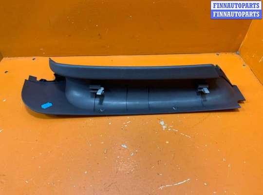 купить Обшивка крышки багажника на Volkswagen Touareg