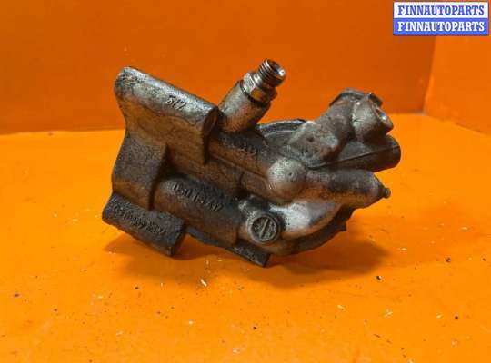 Корпус масляного фильтра на Audi A4 (8D, B5)