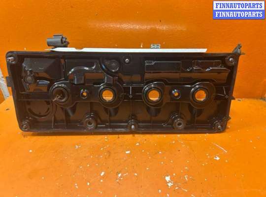 Крышка клапанная (крышка головки блока) на Volkswagen Passat B7 (36)
