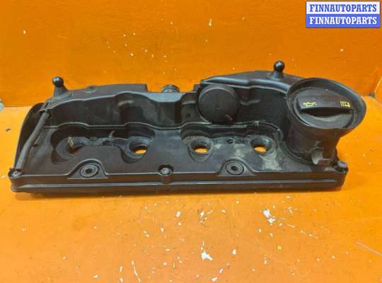 Крышка клапанная (крышка головки блока) на Volkswagen Passat B7 (36)