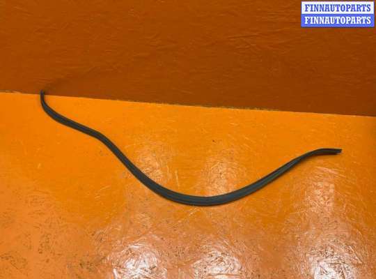 купить Уплотнитель на Volkswagen Crafter