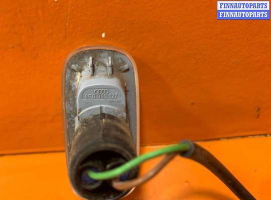 купить Повторитель передний левый на Volkswagen Golf