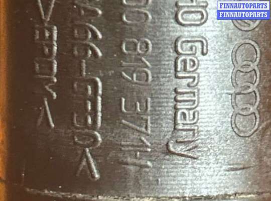 купить Патрубок отопителя (печки) на Audi A4