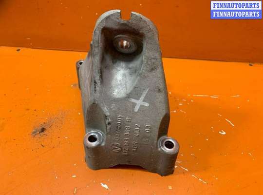 купить Кронштейн двигателя на Volkswagen Touareg