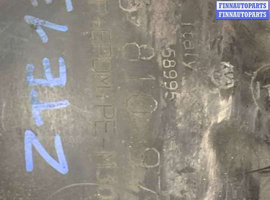 купить Защита арок задняя левая (подкрылок) на Volkswagen Touareg