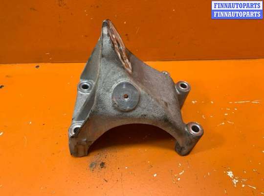 купить Кронштейн двигателя на Volkswagen Touareg