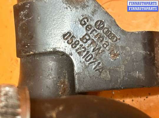 Патрубок (трубка, шланг) на Volkswagen Passat B5 (3B)