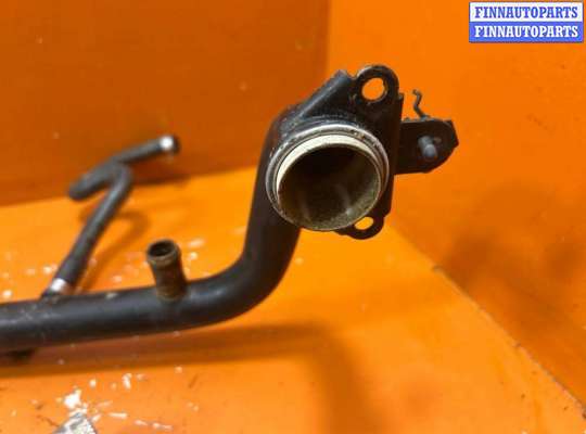 Патрубок (трубка, шланг) на Volkswagen Passat B5 (3B)