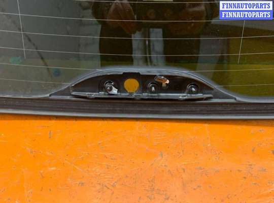 купить Стекло заднее на Volkswagen Touareg