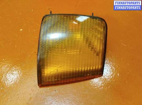 купить Поворотник правый на Volkswagen Passat