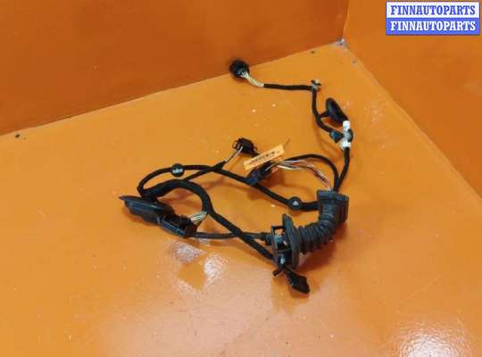 купить Проводка двери на Volkswagen Passat