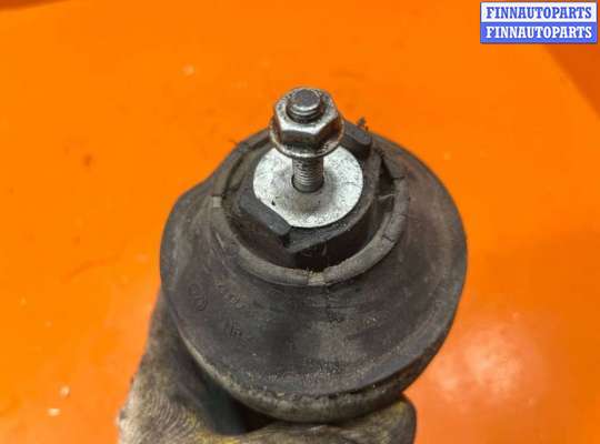 Подушка ДВС на Volkswagen Passat B5 (3B)