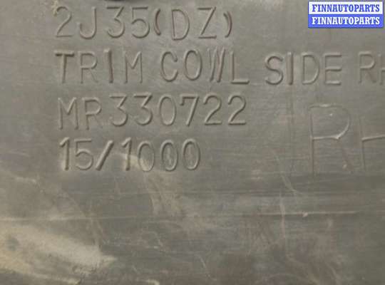 купить Пластик салона на Mitsubishi Space Runner