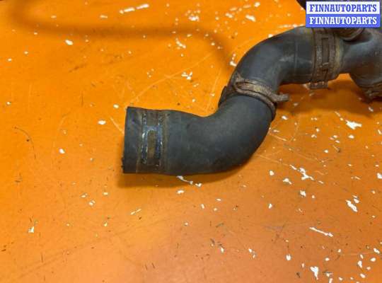 купить Патрубок радиатора на Volkswagen Sharan