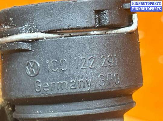 купить Патрубок радиатора на Volkswagen Sharan