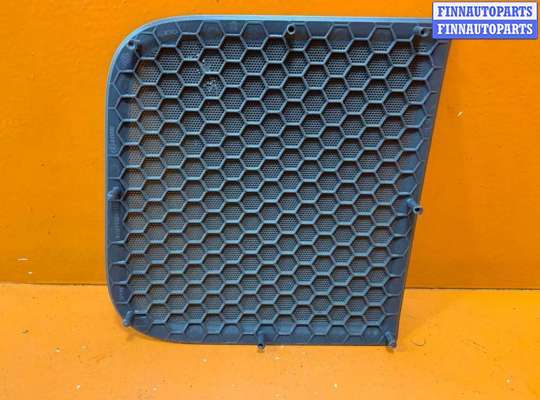 купить Накладка декоративная на Volkswagen Touareg