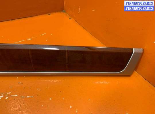 купить Накладка декоративная на Volkswagen Touareg