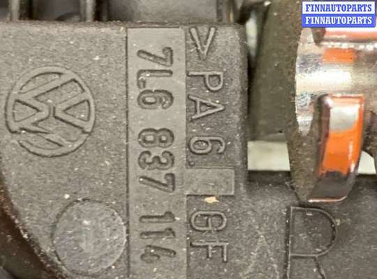 купить Накладка декоративная на Volkswagen Touareg