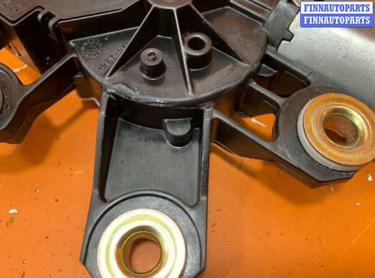 купить Моторчик заднего стеклоочистителя (дворника) на Volkswagen Touareg