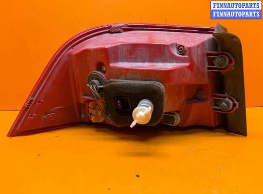 купить Фонарь задний правый на Volkswagen Passat